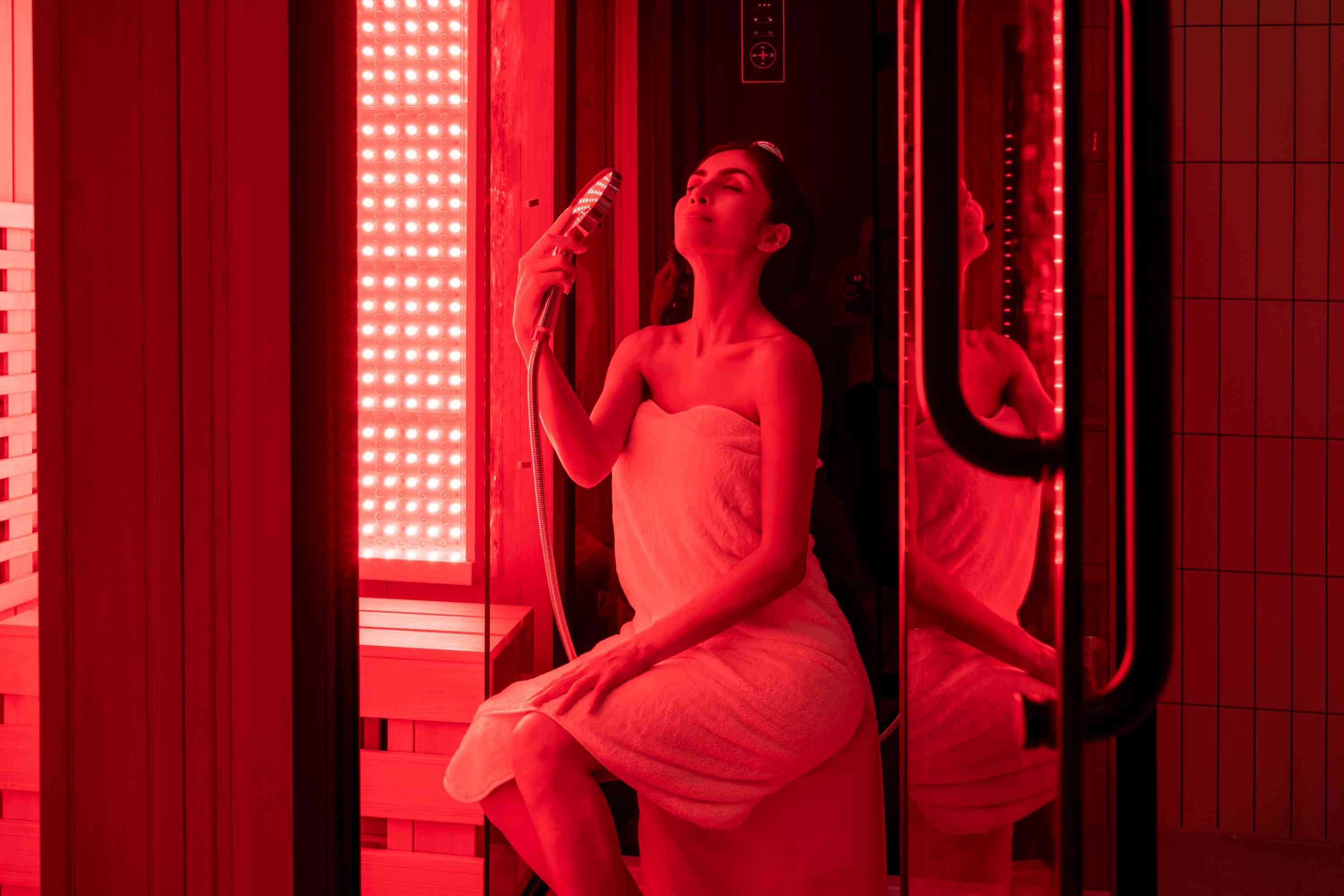 Appareil de sauna de thérapie par la lumière LED rouge à commande vocale